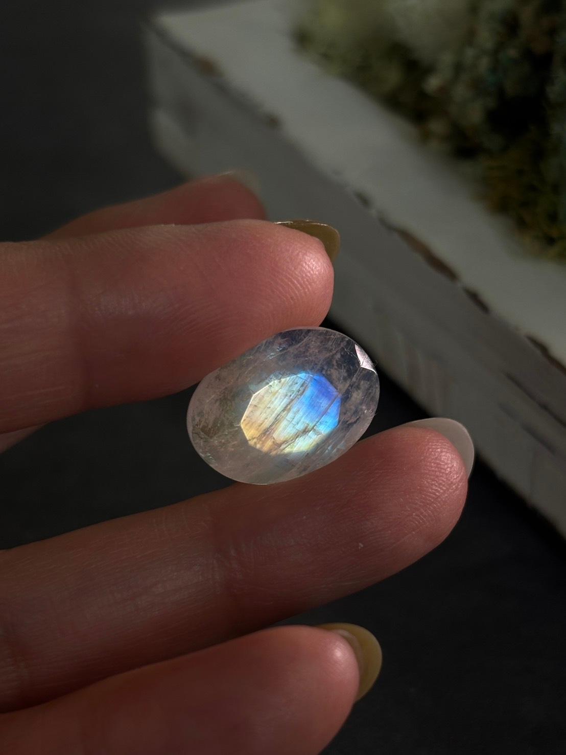 ホワイトラブラドライト レインボームーンストーン 表ファセット ルース 27 天然石 | 16枚目
