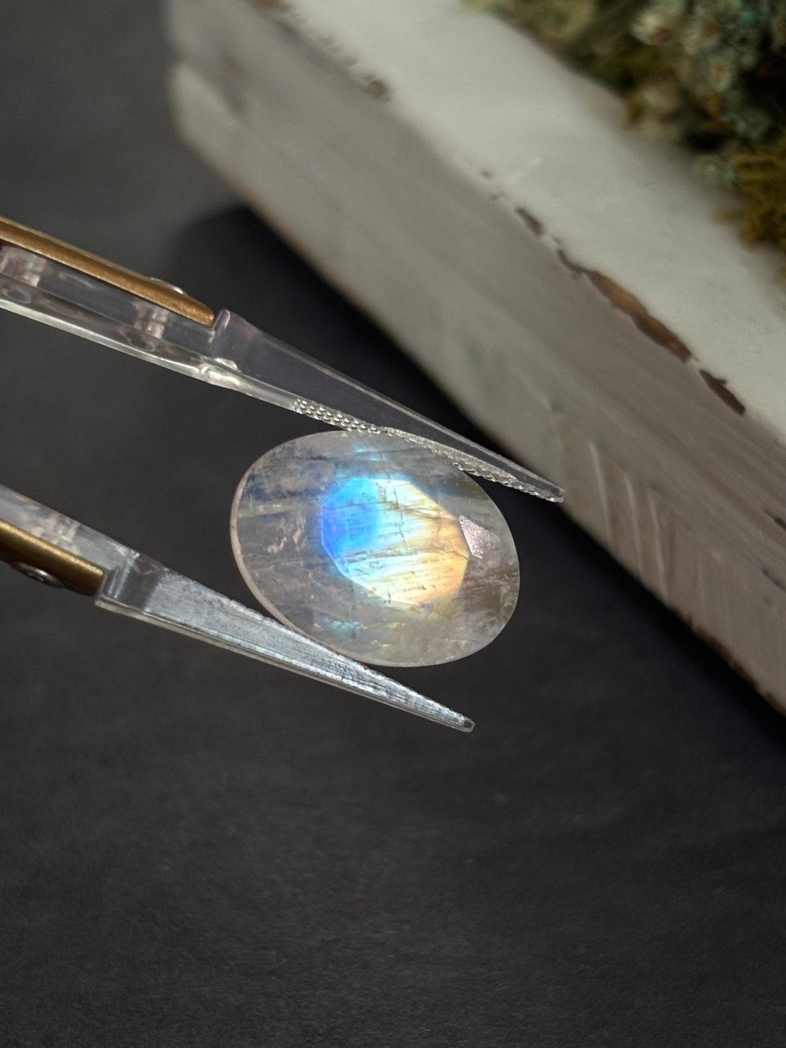 ホワイトラブラドライト レインボームーンストーン 表ファセット ルース 27 天然石 | 3枚目