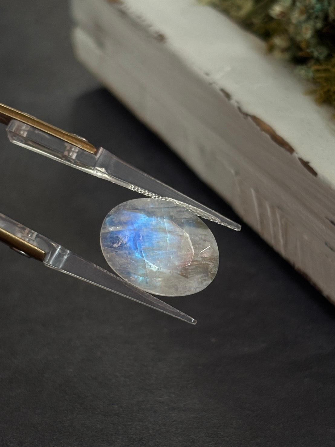 ホワイトラブラドライト レインボームーンストーン 表ファセット ルース 27 天然石 | 4枚目