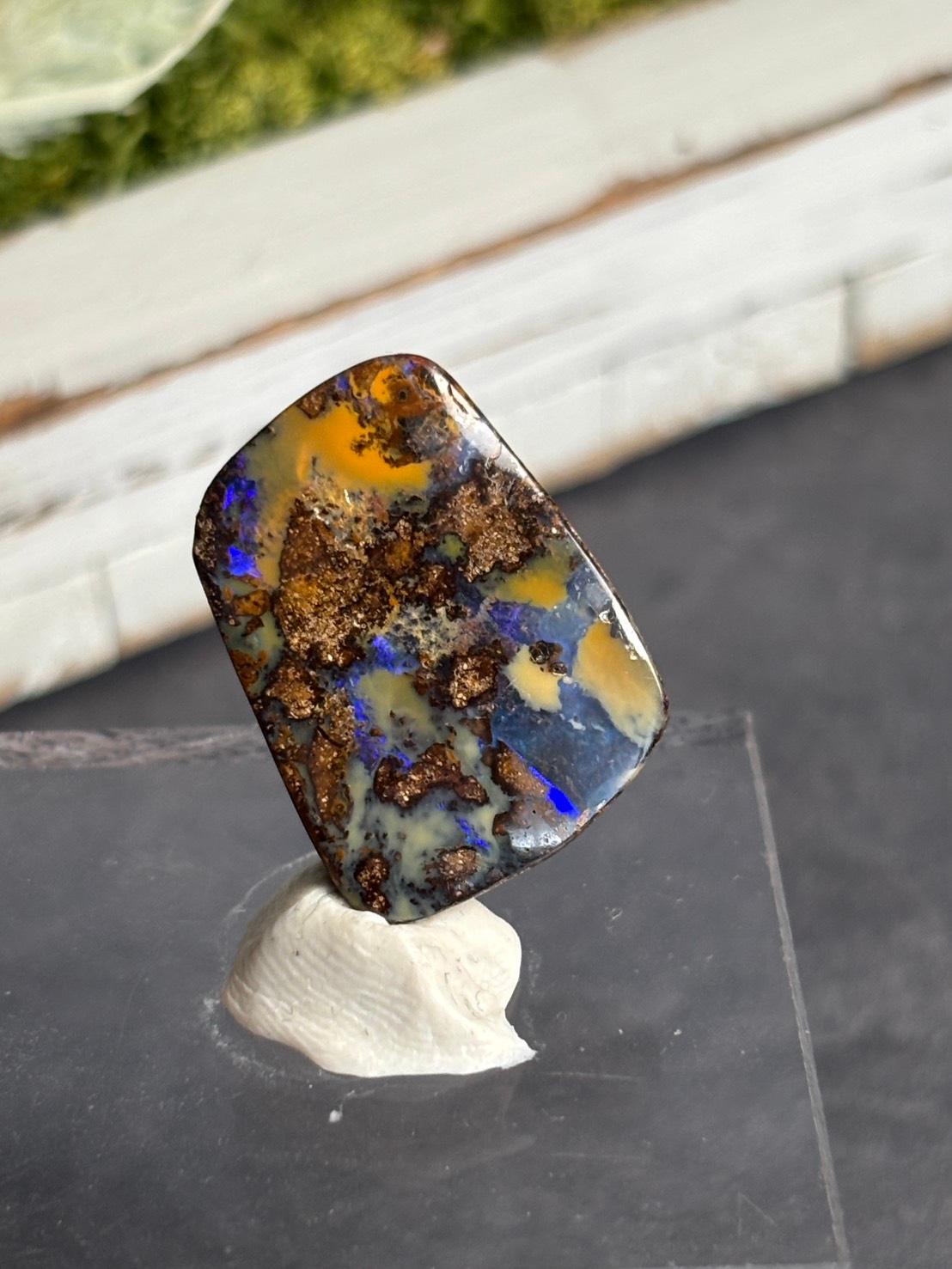 ボルダーオパール オーストラリア産 大きめ ルース 32  天然石1枚目の画像