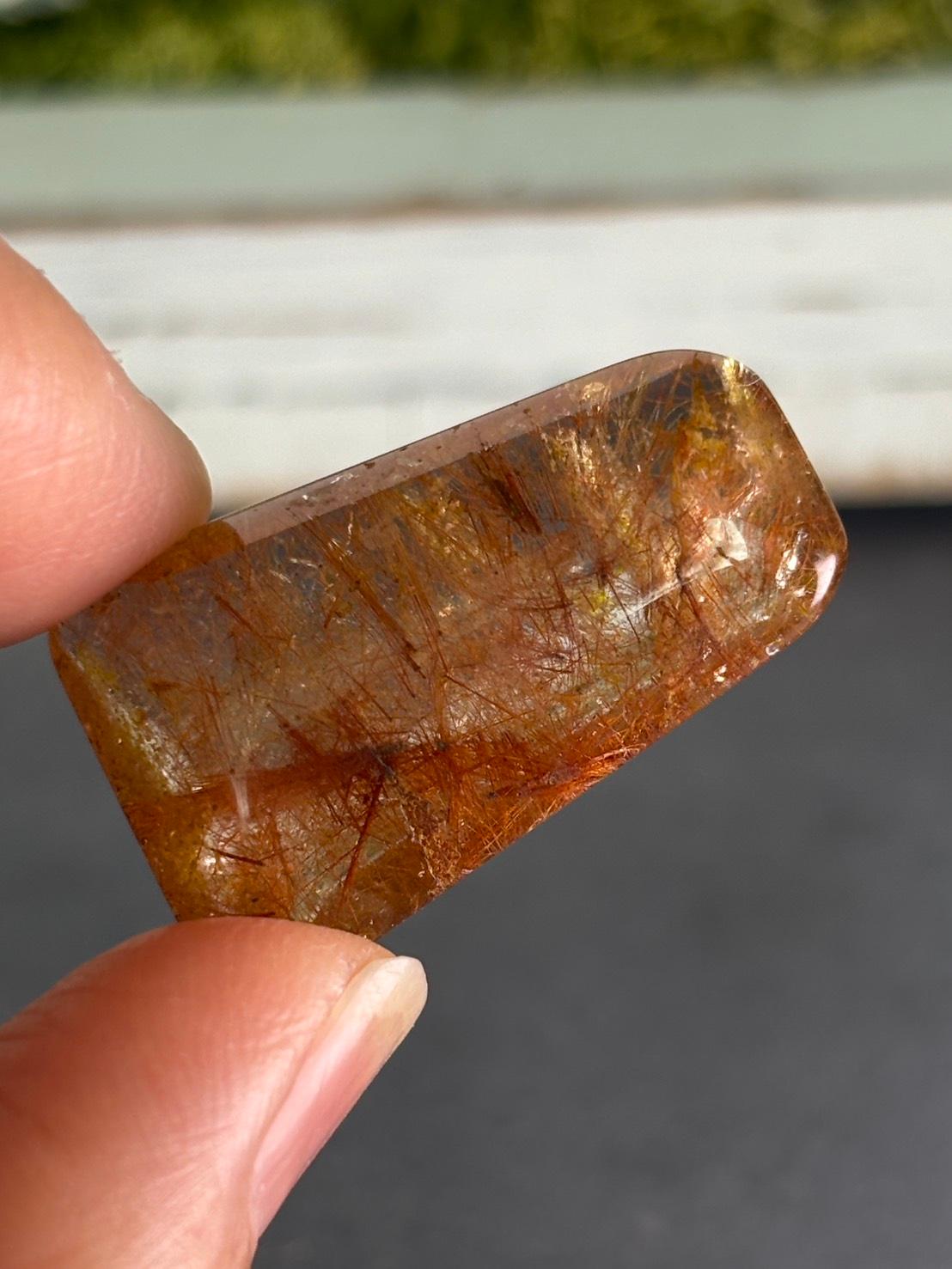 レッドルチル ルース 天然石 |深く静かなレッドルチルの森 | 11枚目