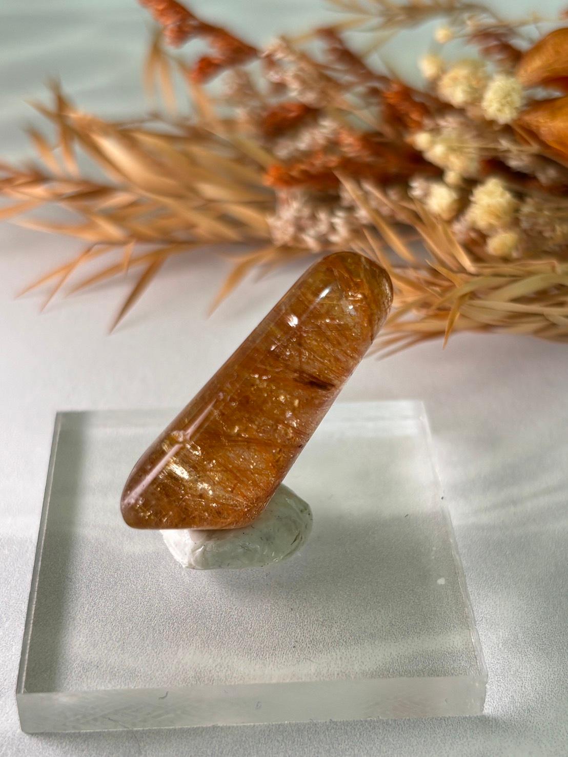 レッドルチル ルース 天然石 |深く静かなレッドルチルの森 | 2枚目