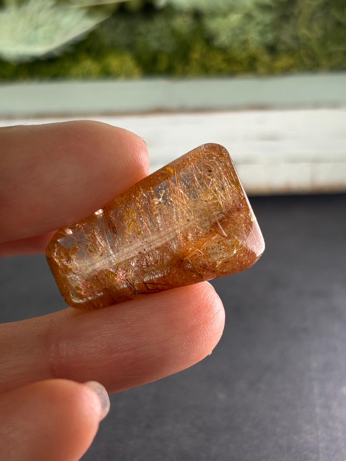 レッドルチル ルース 天然石 |深く静かなレッドルチルの森 | 8枚目