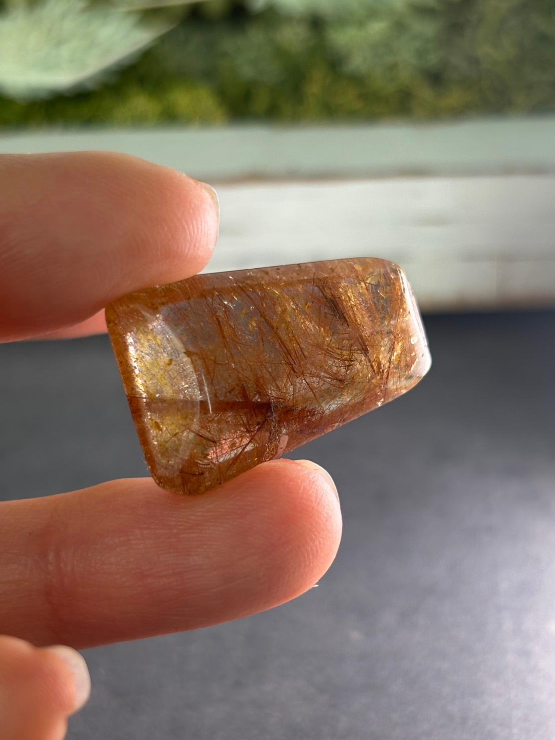 レッドルチル ルース 天然石 |深く静かなレッドルチルの森 | 9枚目