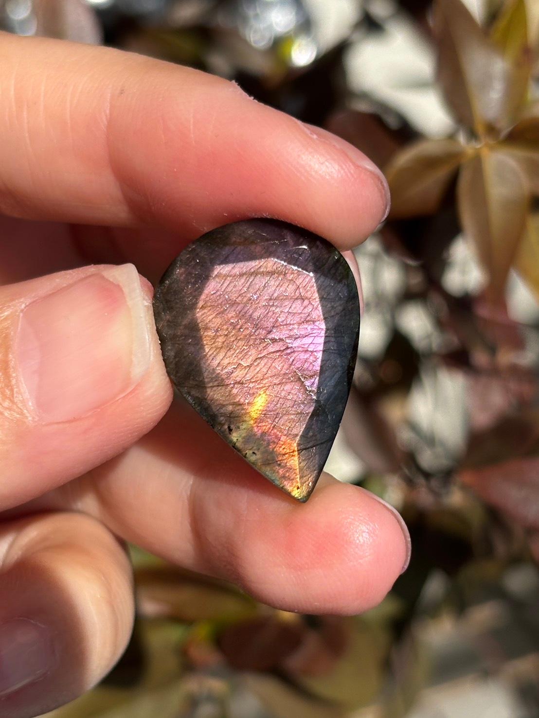 ラブラドライト ルース ドロップ型 カットルース ファセット レッド パープル 91 天然石 | 10枚目