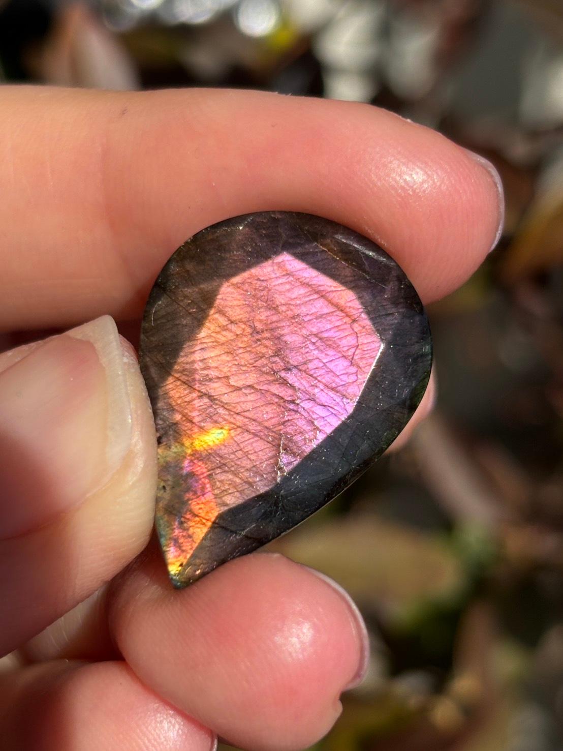 ラブラドライト ルース ドロップ型 カットルース ファセット レッド パープル 91 天然石 | 15枚目