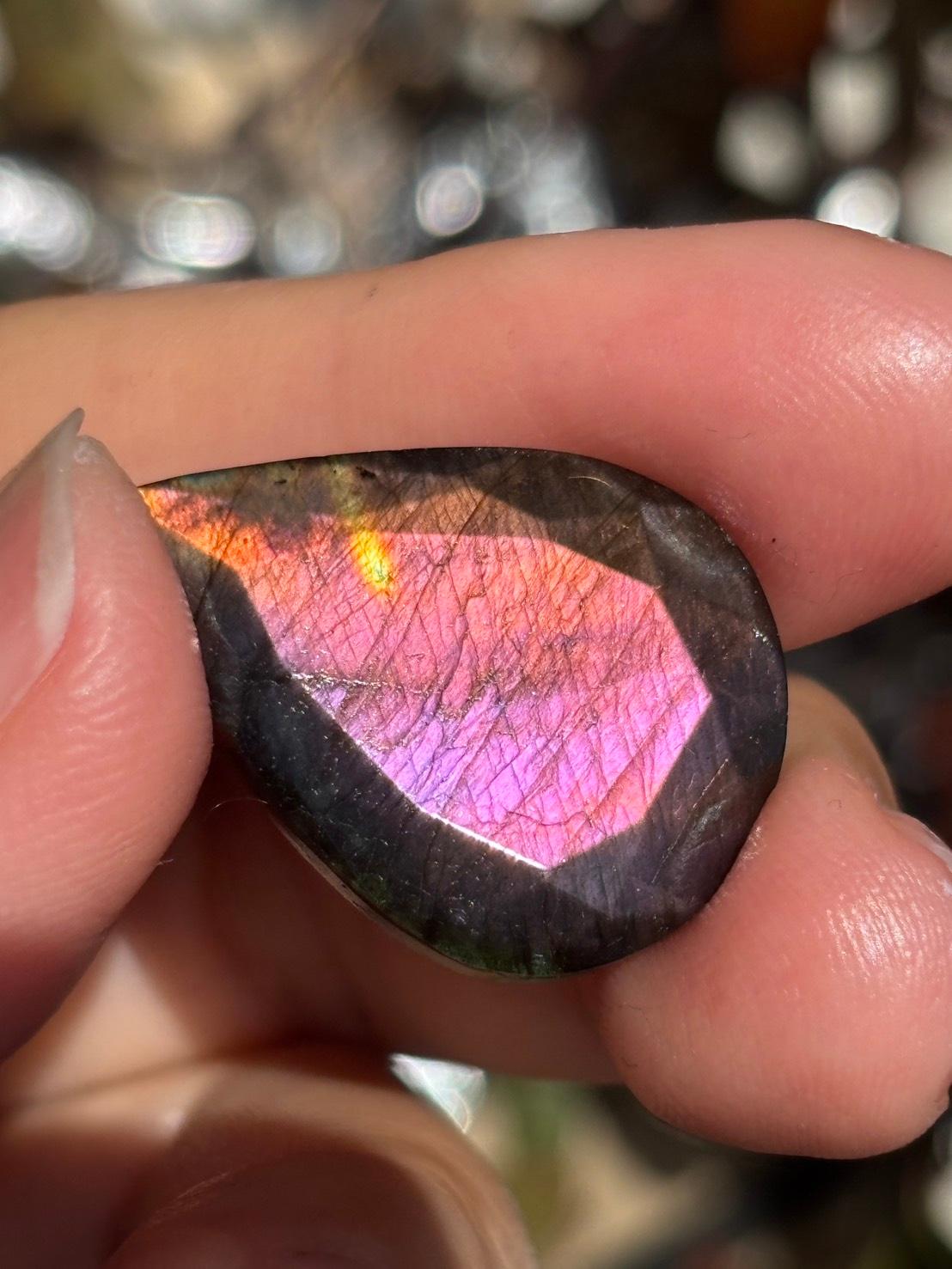 ラブラドライト ルース ドロップ型 カットルース ファセット レッド パープル 91 天然石 | 3枚目