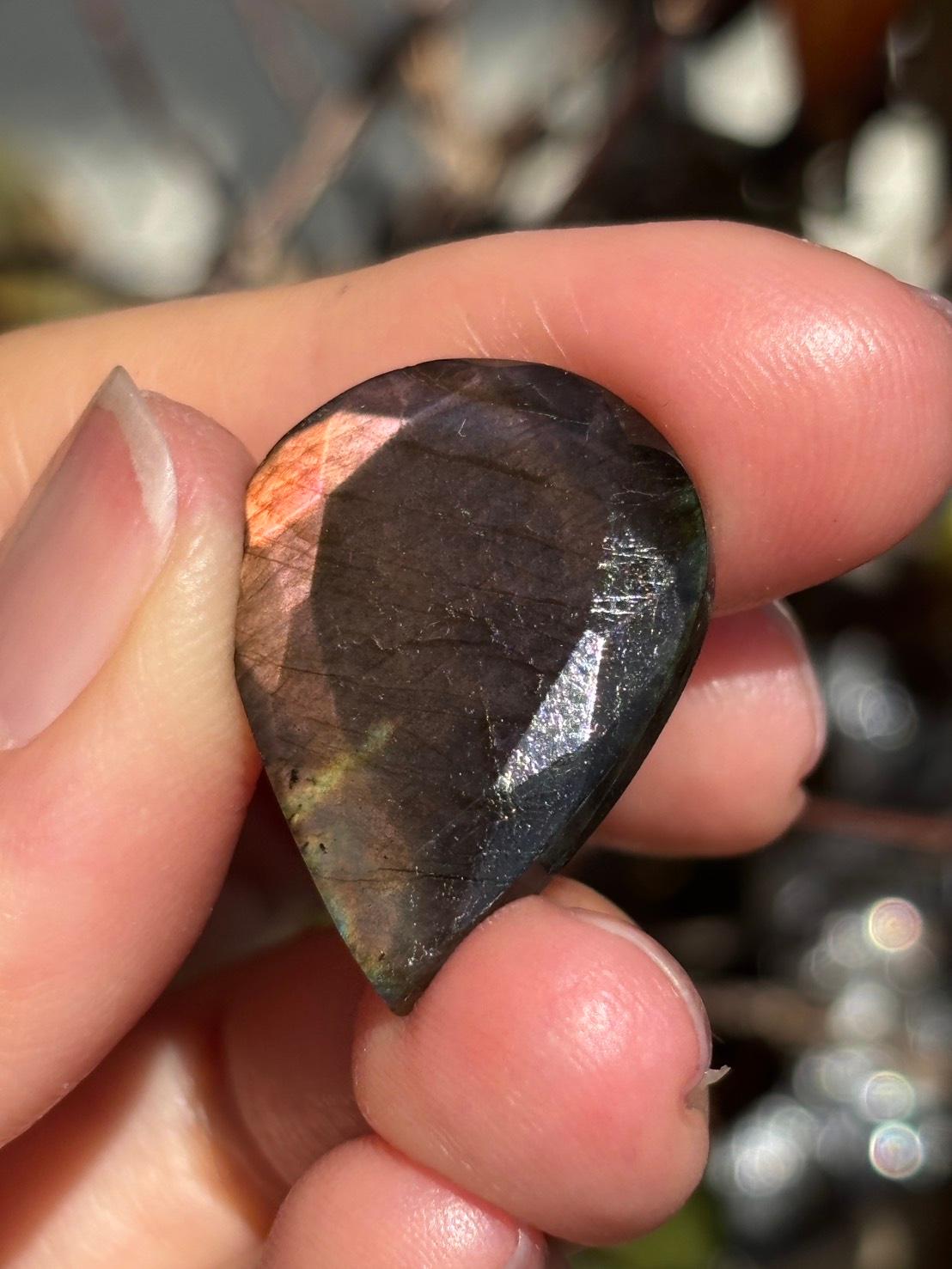 ラブラドライト ルース ドロップ型 カットルース ファセット レッド パープル 91 天然石 | 9枚目