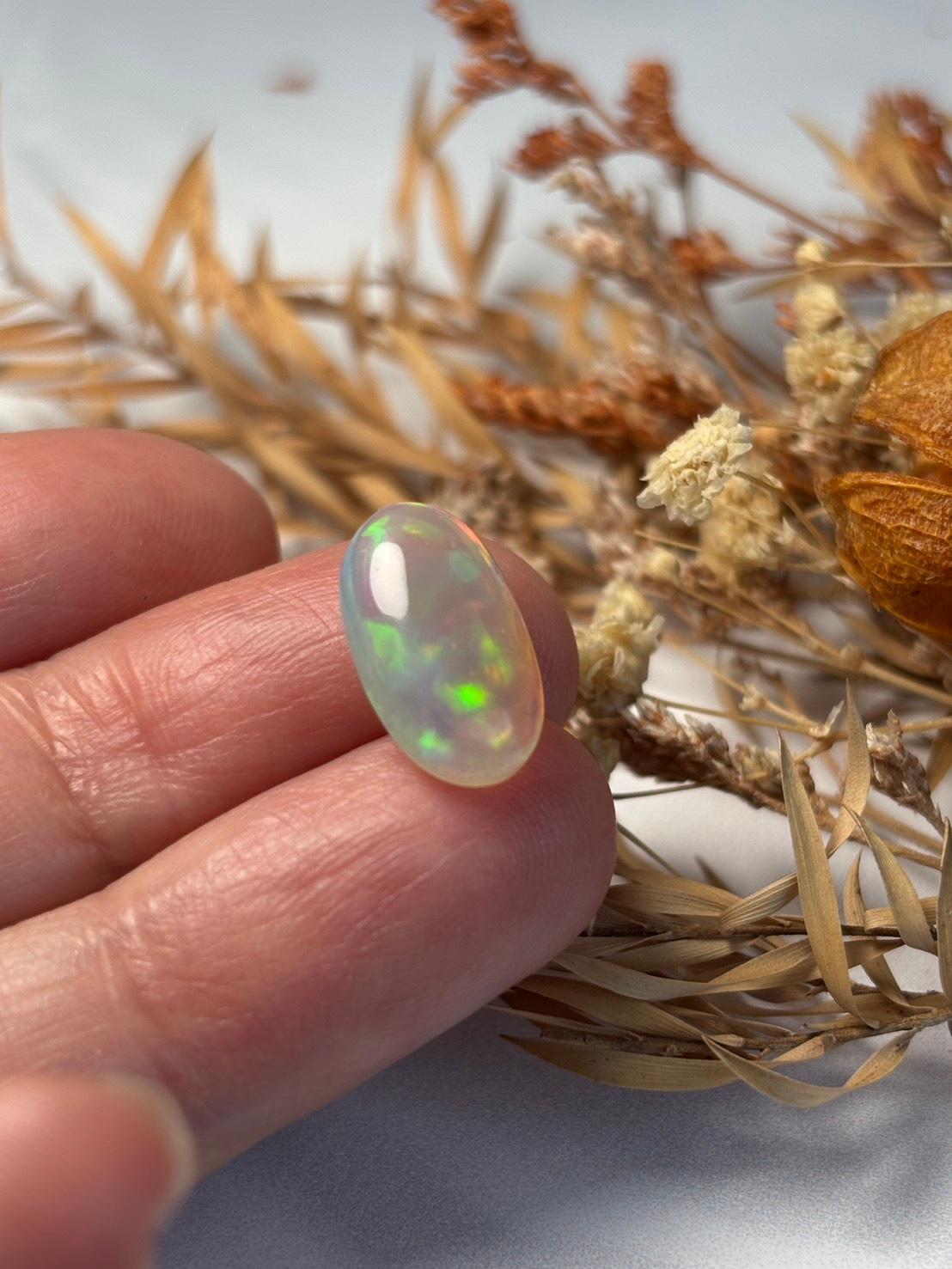 エチオピアンオパール プレシャスオパール オーバル カボション ルース 17 天然石 | 4枚目
